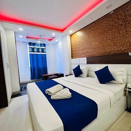 Palm Majestic At Airport Hotel New Delhi Ngoại thất bức ảnh