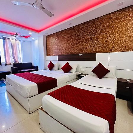Palm Majestic At Airport Hotel New Delhi Ngoại thất bức ảnh