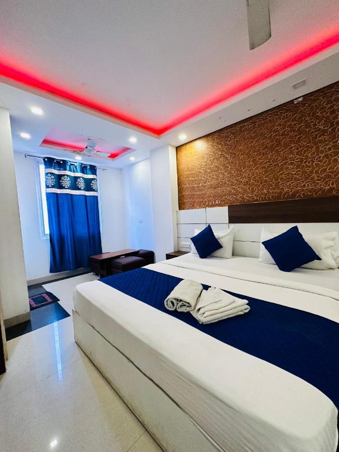 Palm Majestic At Airport Hotel New Delhi Ngoại thất bức ảnh