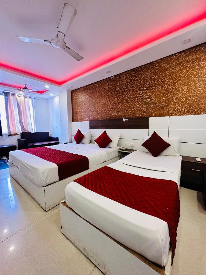 Palm Majestic At Airport Hotel New Delhi Ngoại thất bức ảnh