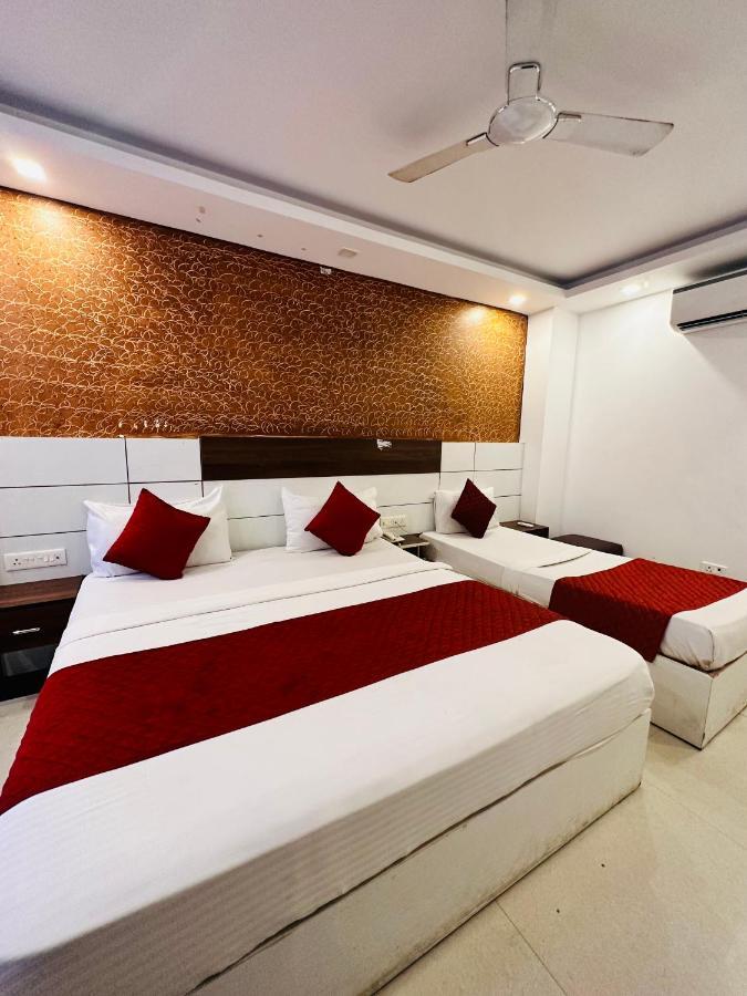 Palm Majestic At Airport Hotel New Delhi Ngoại thất bức ảnh