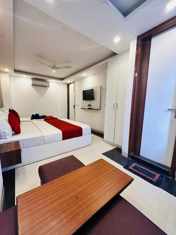 Palm Majestic At Airport Hotel New Delhi Ngoại thất bức ảnh
