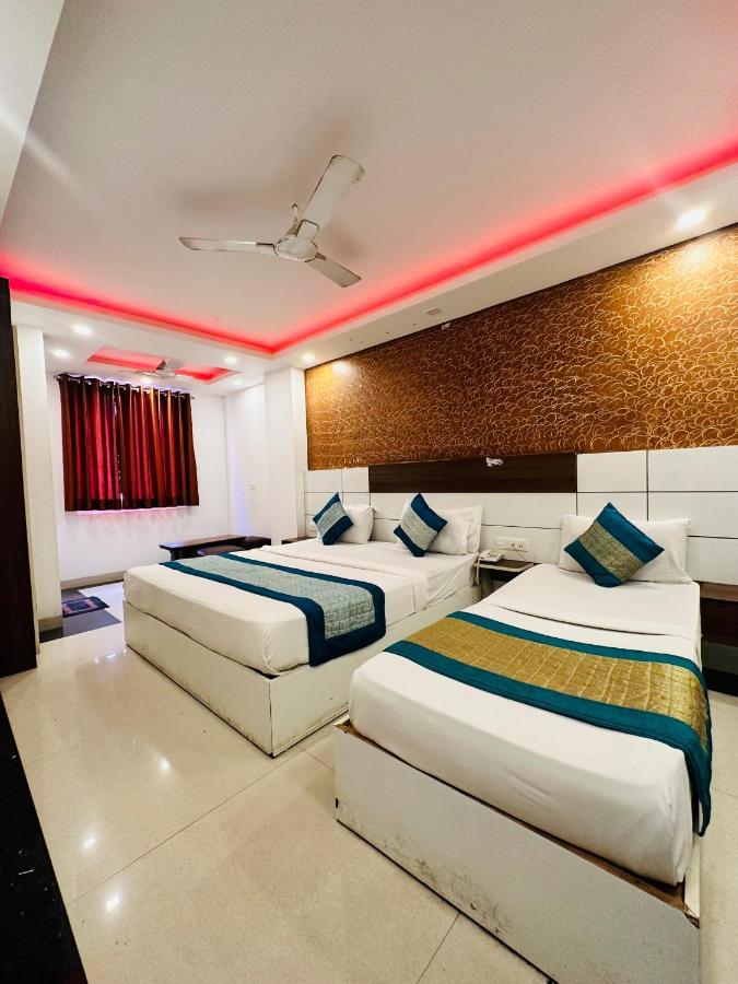 Palm Majestic At Airport Hotel New Delhi Ngoại thất bức ảnh